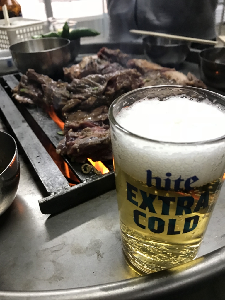 肉とビール